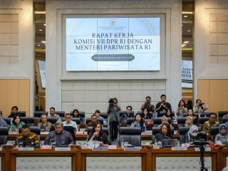 Di Tengah Kemelut Global, Kemenpar Siapkan Strategi Jaga Target Pariwisata 2026